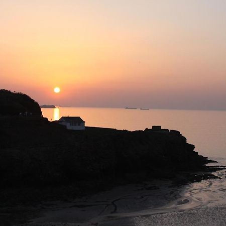 Pendyffryn Manor Bed & Breakfast Little Haven 외부 사진