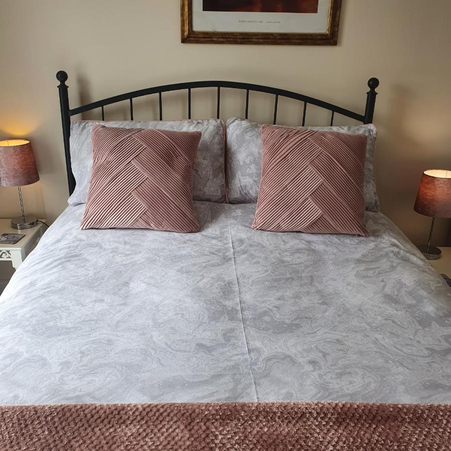 Pendyffryn Manor Bed & Breakfast Little Haven 외부 사진