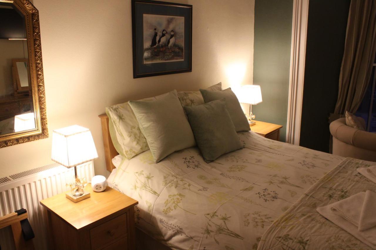 Pendyffryn Manor Bed & Breakfast Little Haven 외부 사진