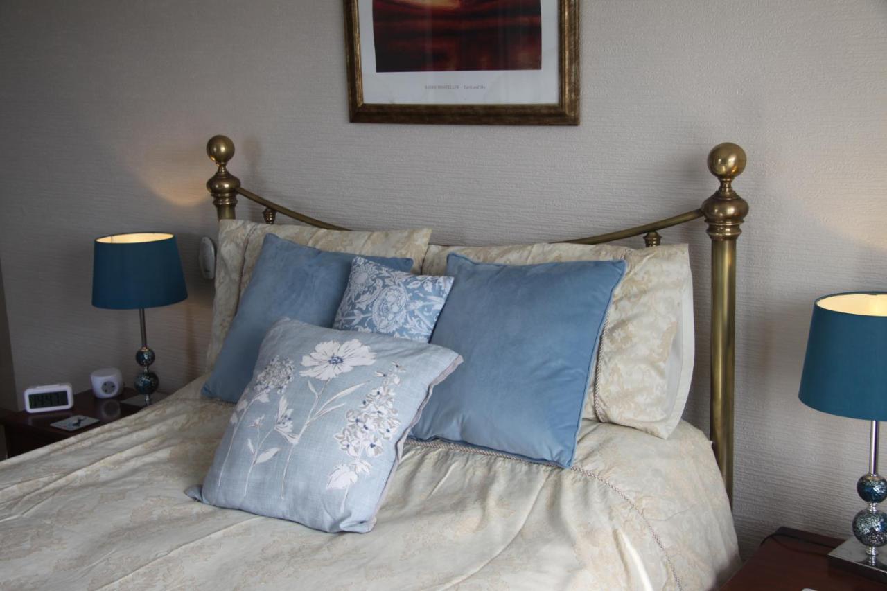 Pendyffryn Manor Bed & Breakfast Little Haven 외부 사진