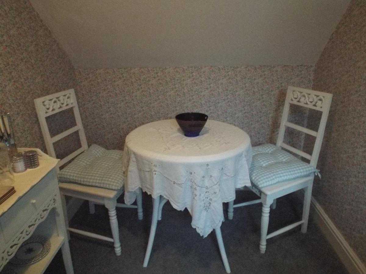 Pendyffryn Manor Bed & Breakfast Little Haven 외부 사진