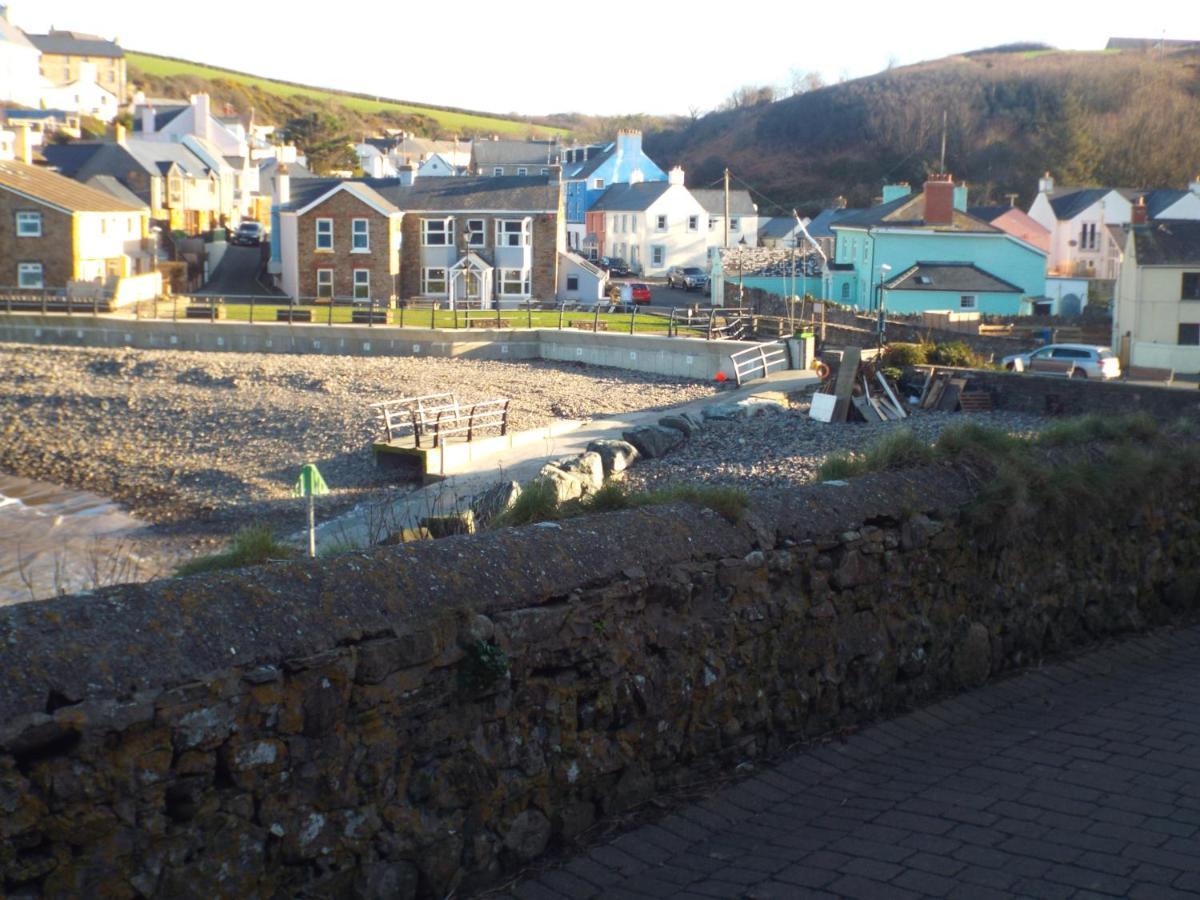 Pendyffryn Manor Bed & Breakfast Little Haven 외부 사진